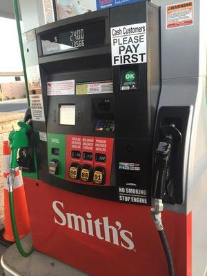 Smith's Fuel Center