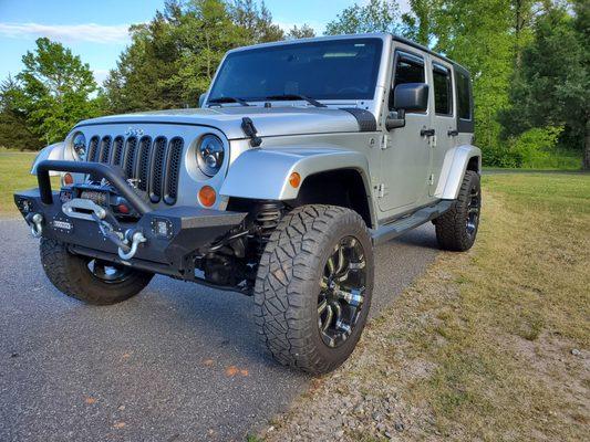 jeep with a nice bumper upgrade.