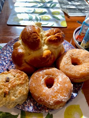 challah, scone, donuts