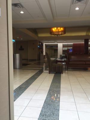 A picture of front lobby of Baptist Memorial Hospital-East Lobby and Gift Shop entrance.