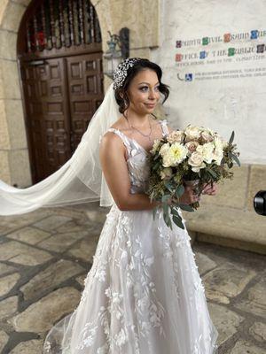 Stunning bride Jocelyn