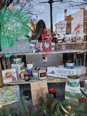 A window display with items related to Virginia and to Roanoke, Virginia, the Star City of the South.