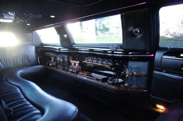 5th door Limo