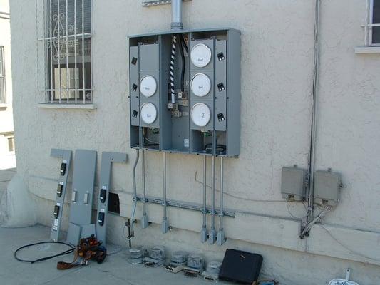 5-gang panel upgrade for apartment in Hollywood