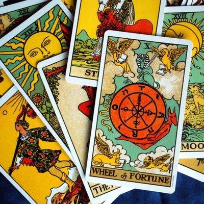 (Psychic Readings) 
(Tarot Card Reading)
(Palm Readings)
Photo Reading)
(Crystal Reading)
(Soulmate Readings)
(Aura Cleansing)