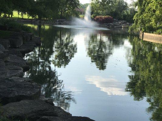 Fountain & lake