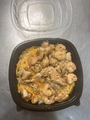 Superman loaded potato 
(Chicken and shrimp)