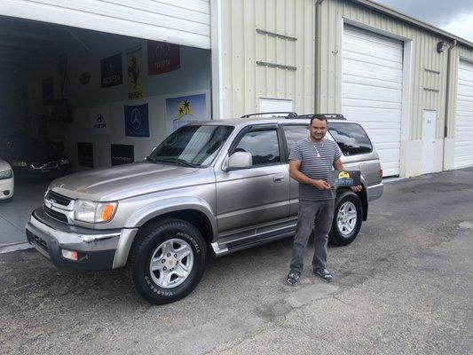 Happy customer with his 2001 Toyota 4Runner!