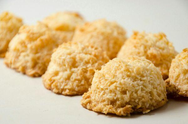 Coconut macaroons