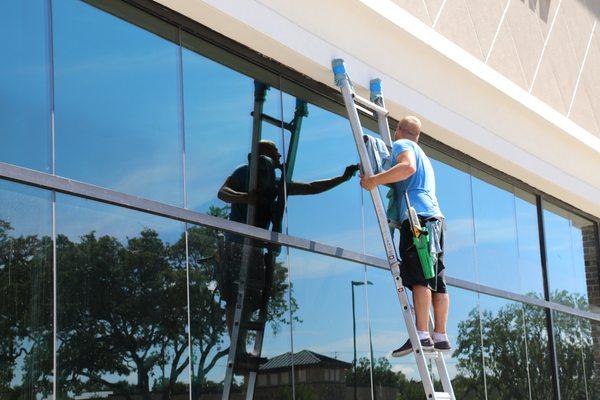 Post Construction Window  Cleaning