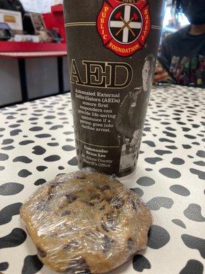 Free cookie with Yelp check in!