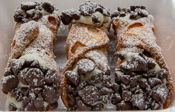 Italian Cannolis