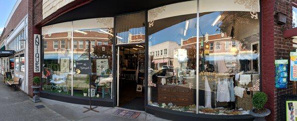 Display windows at Sparrow & Nightingales, 1008 Main Street in Downtown Sumner