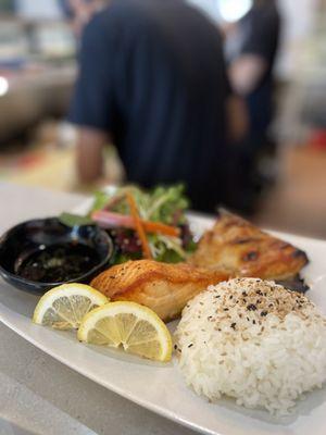 Lunch special Salmon collar