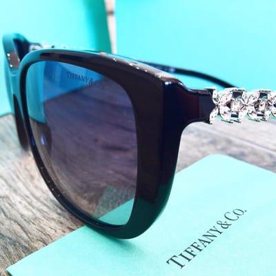 Sunglasses matching the Tiffany Victoria jewelry collection