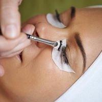 Lash tinting