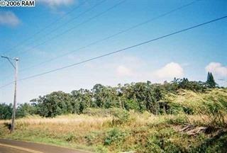 $900,000 MLS#: 372813 Address: 0 Peahi & Kaupakalua Rd Haiku, HI 96708 Property Type: Vacant Land Land Tenure: Fee Simple