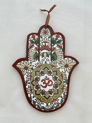 Hamsa symbol