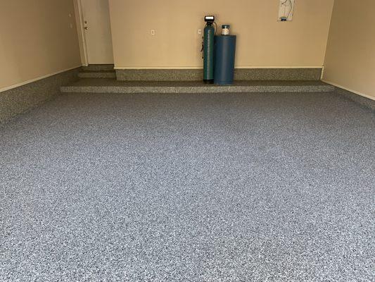 New epoxy garage floor