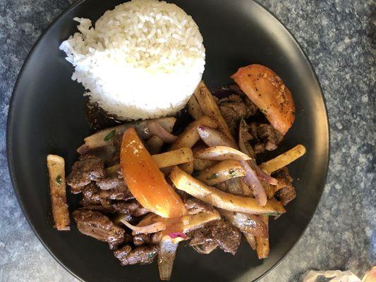 Lomo Saltado