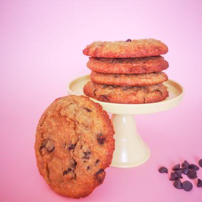 Our chocolate chip cookies are the best! Only 2 net carbs! You can also add extra toppings.