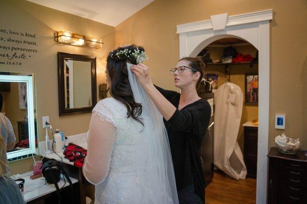 Beautiful Brides room with plenty of space for brides maids, Maid of Honor, photographer, hair dresser