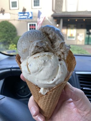 2 scoop waffle cone banana pudding & pb cup.