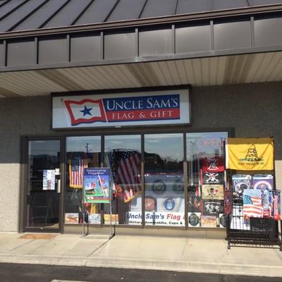 Storefront in a strip mall just east of Evergreen Rd on the north side of Sprague Ave