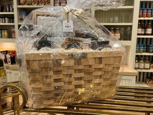 Gift baskets make holiday shopping for the foodies in your life easy! Many sizes at different price points.