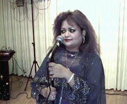 Professional Vocalist and Recording Artist - Minakshi