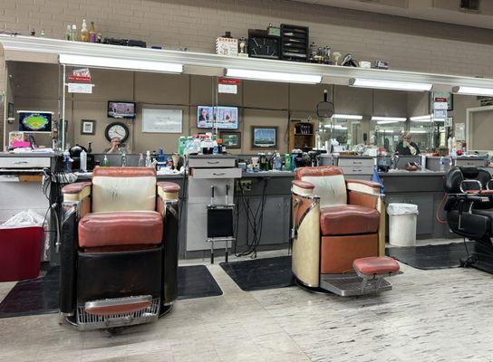 Model Barber Shop