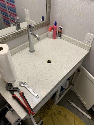 Customer had broken her sink. Replaced with a new sink and pop up.