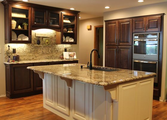 Granite-Chocolate Boudreaux Full Height Backsplash