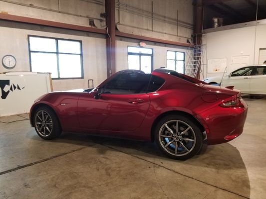 This beautiful Miata got both front windows tinted with my Carbon Ceramic film in 5%.  This film blocks up to 88% heat!