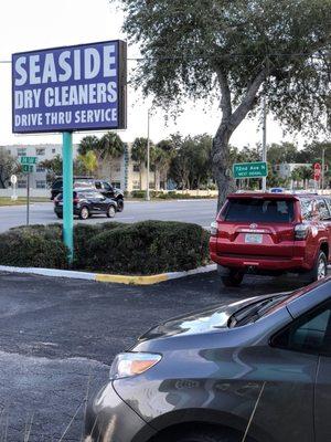 Not sure why but every time I am at Seaside Cleaners - pleasure of meeting #dtsp #TOYOTA peeps! #LetsGoPlaces