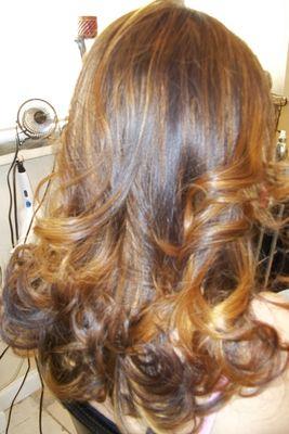 Kolorene' Salon Suite - Curls