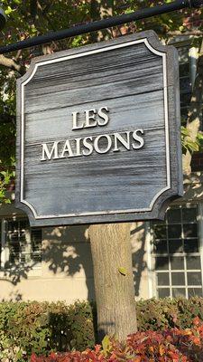 Les Maisons Condominium Assoc