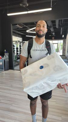 COMPLEX Health & Wellness GYM. Happy to receive their sanitized towels .