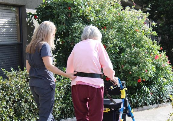 Lake Wales Wellness & Rehabilitation Center