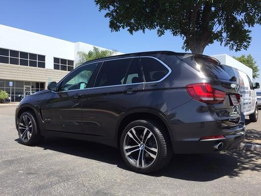 2015 BMW X5 upgraded to 20" staggered "M Double-Spoke" Style # 468M wheels