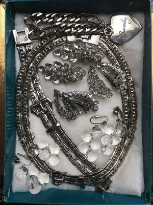 Vintage Jewelry pieces