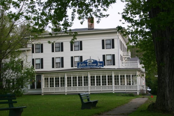 Falls Village Inn