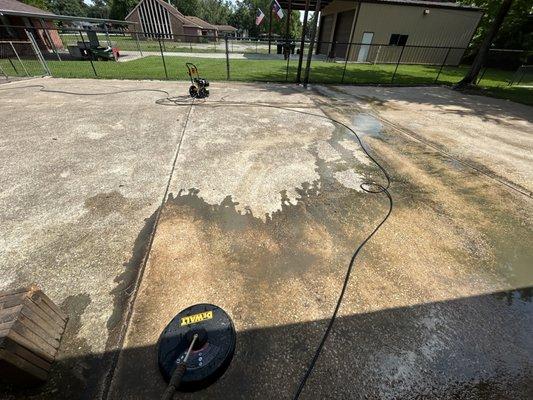 Drive way pressure wash