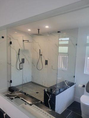 Frameless Shower