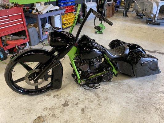 The Black&Green machine. 2008 Road king on air ride.