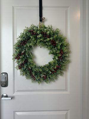 Great place to pick up projects. Just turned my wreath into a holiday piece! :))))