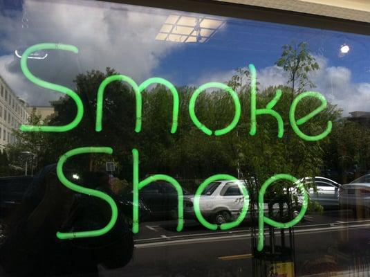 New smoke shop in Florence!