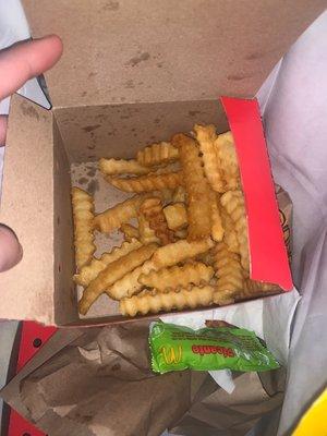 Dry asf fries that we had to get sauce from MCDONALDS in order to even try to eat them and not waste our money.