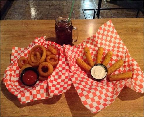 The Zoo has great appetizer and food options to go right along with your drinks!