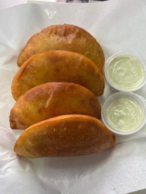 Nuestras empanadas siempre fresquesitas